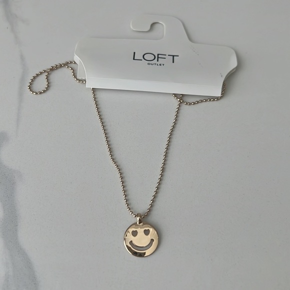 Cute LOFT Necklace! - Picture 2 of 10
